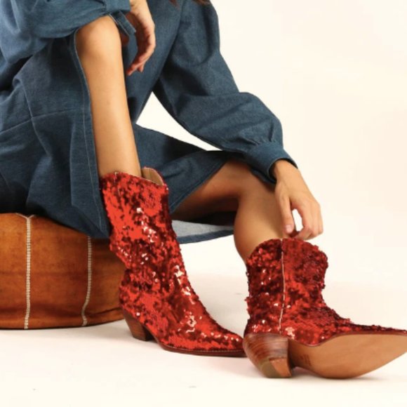Red sequined cowboy boots - Picture 2 of 3